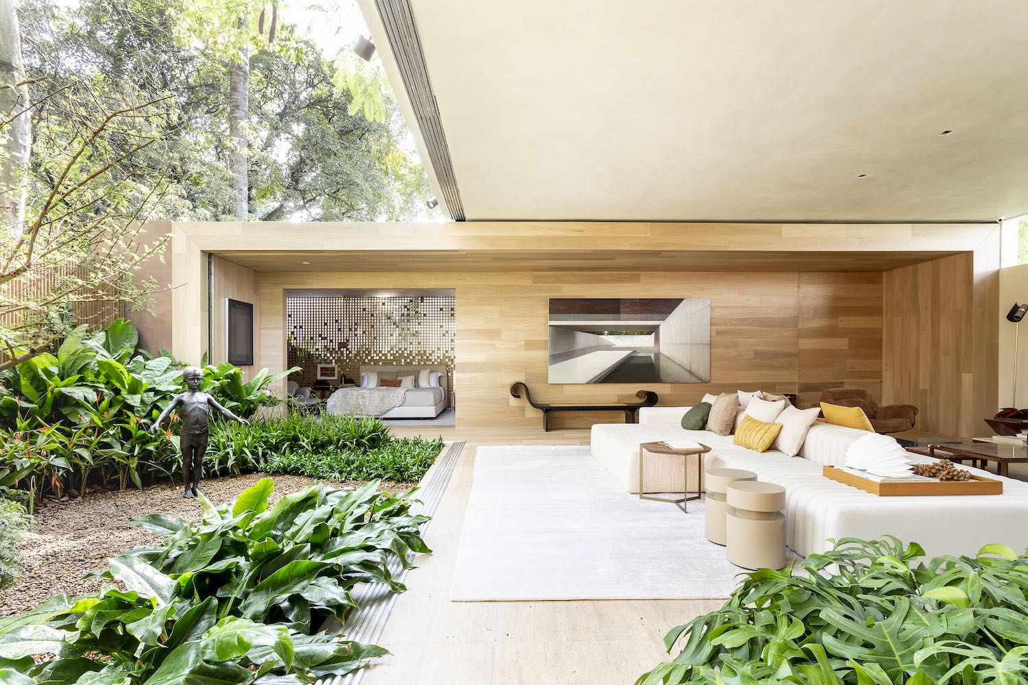 Casa Cor in Jardim Everest, São Paulo byHouses